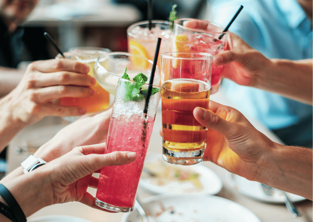 Female golfers having some drinks. Photo_ Renate Roeleveld