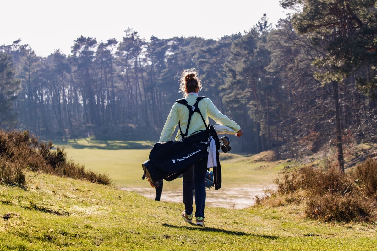 Walk down the lane. Photo_ Renate Roeleveld