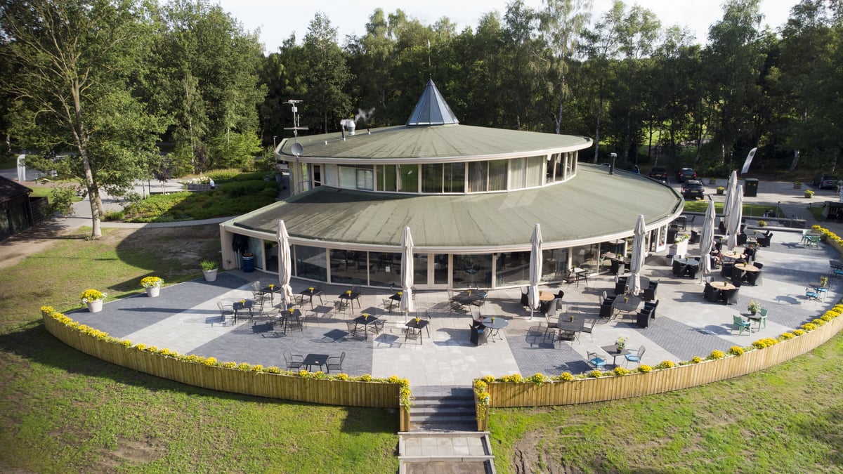 The clubhouse at Drentse Golfclub De Gelpenberg has everything from a bar to meeting accommodation. Source_ Drentse Golfclub De Gelpenberg