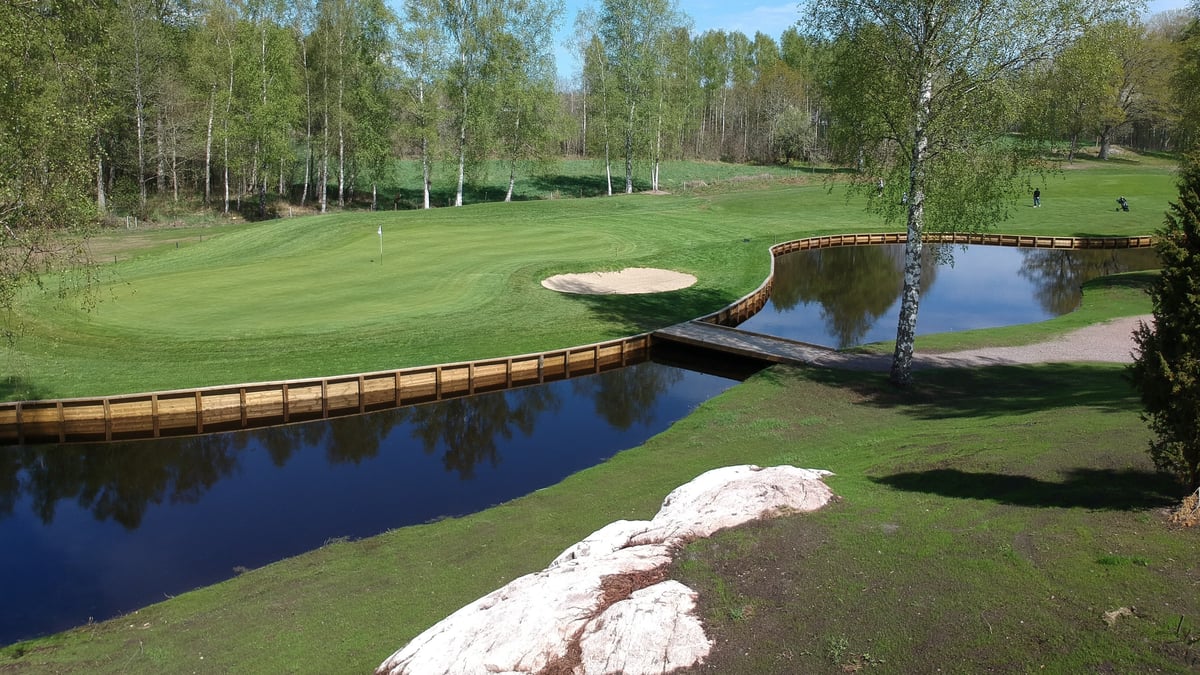 A development plan made in collaboration with Swedish professional golfer Pierre Fulke in 2015 has resulted in 3 new holes 5 new green areas and 14 renovated tees. Source_ Oskarshamn