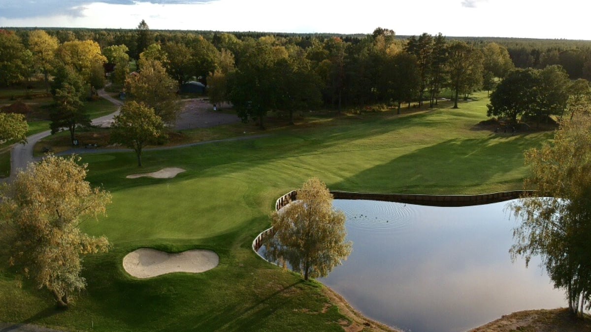 The Swedish architect Ake Persson has been involved in designing several golf courses around Sweden including Oskarshamns Golf Club. Source_ Oskarshamns Golf Club